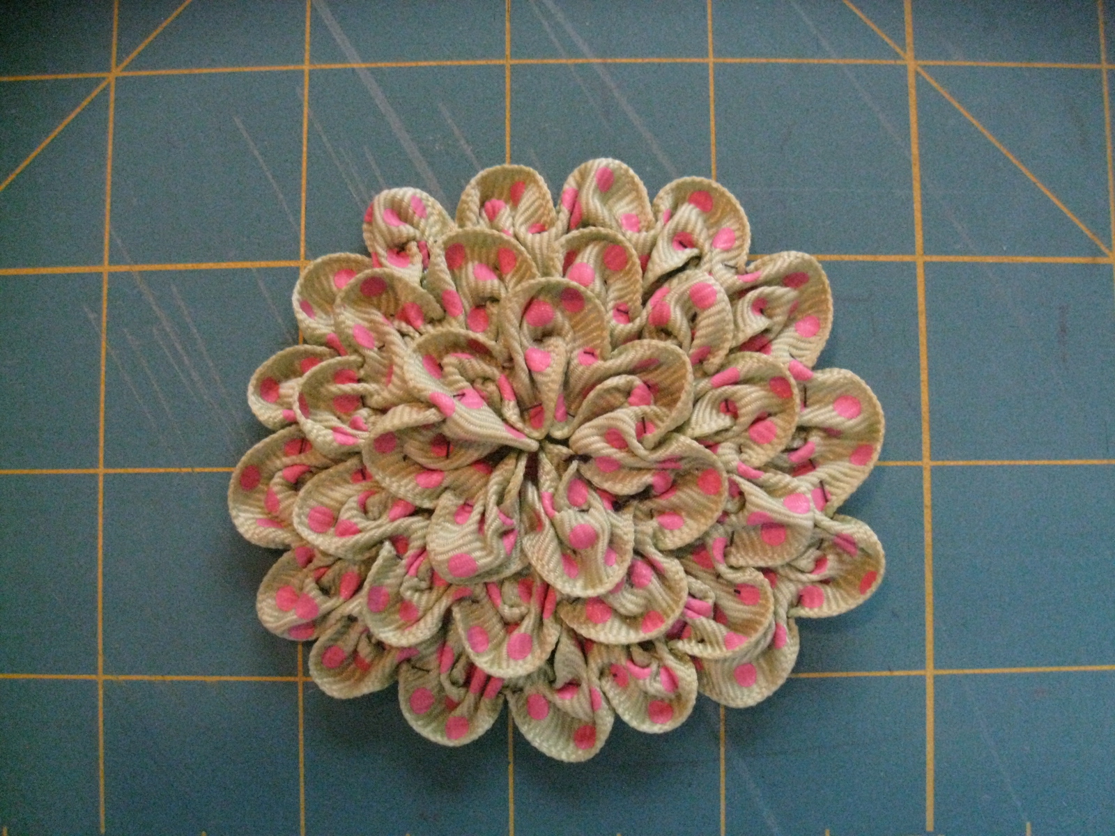 Ruched Flower (Step 10)